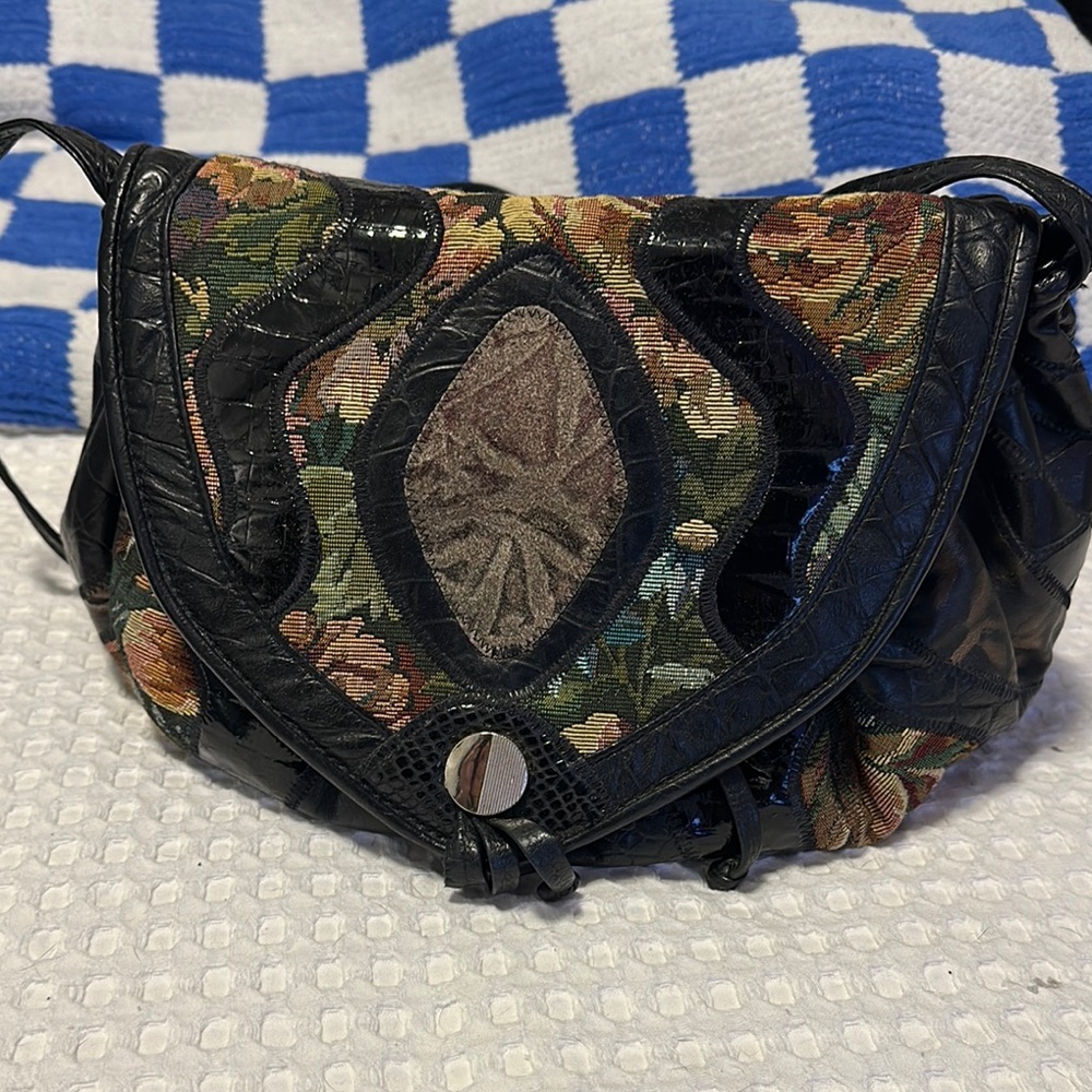 Vintage Floral Tapestry Shoulder Bag